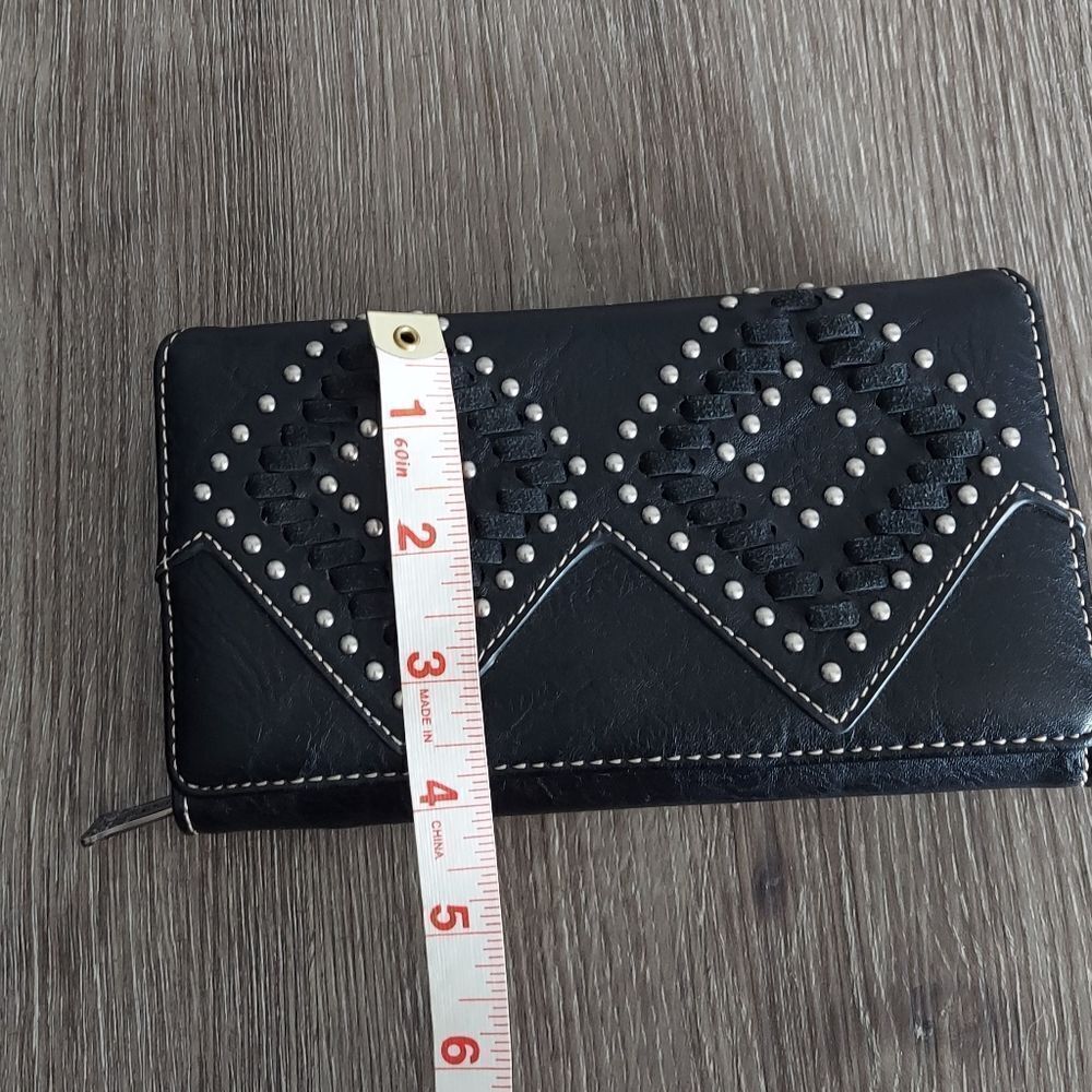 Trinity Ranch Leather Stitch Collection Wallet - image 8